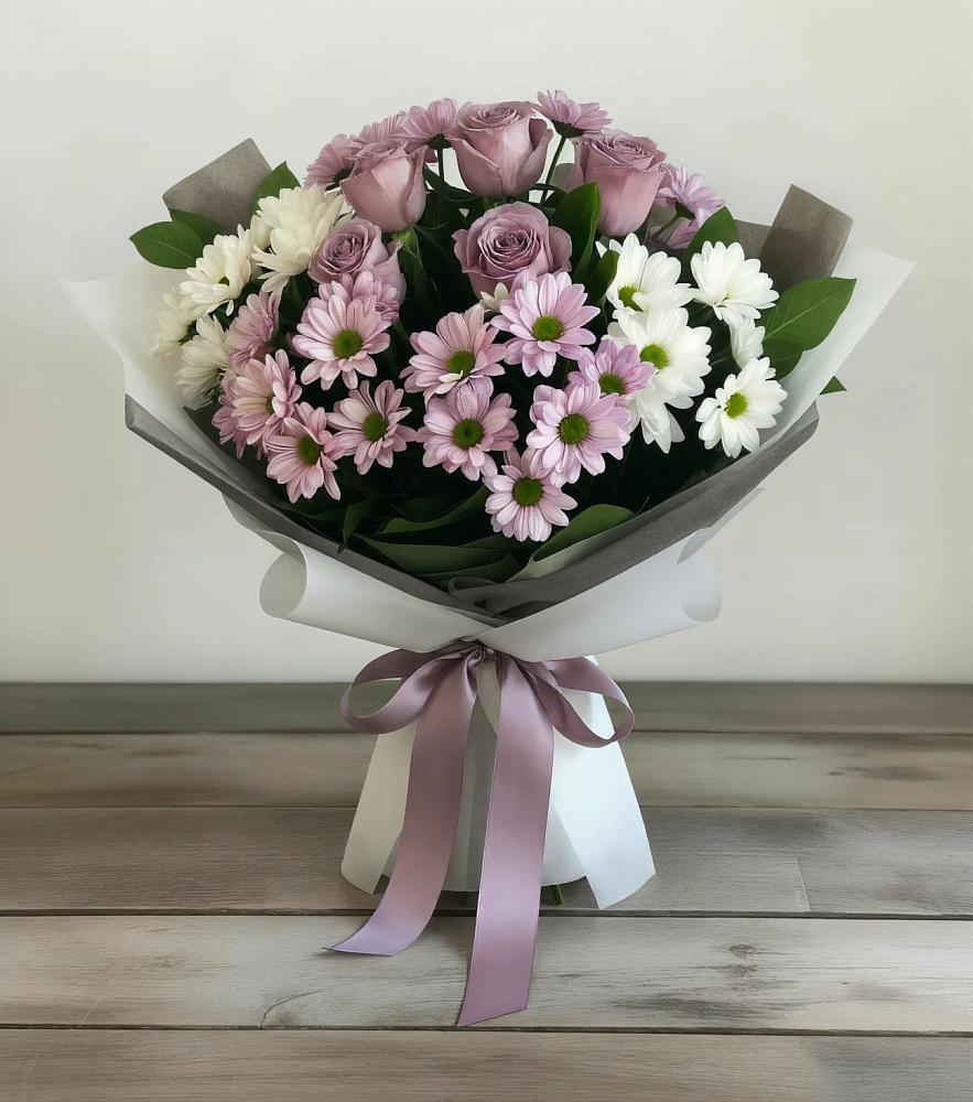 Букет цветов из: Хризантемы и Розы в Рошале