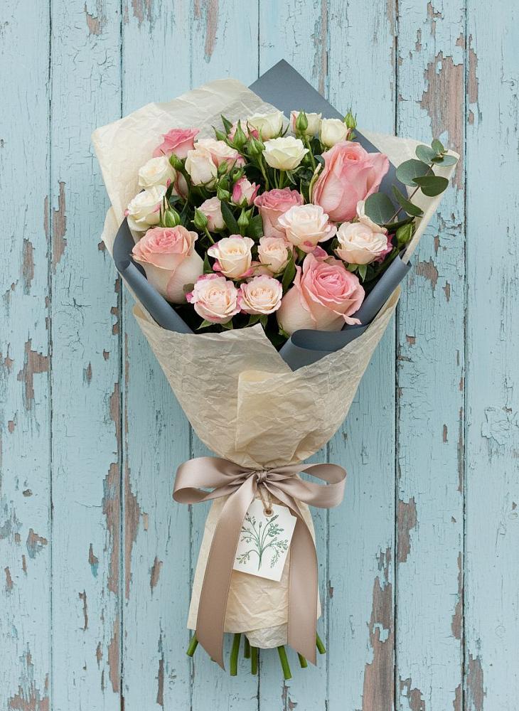 Букет цветов из: Розы в Рошале