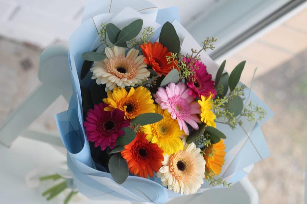 Букет цветов из: Герберы в Рошале