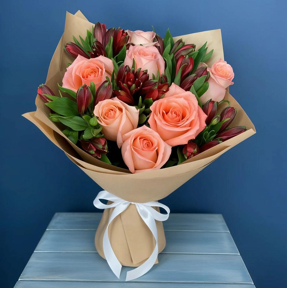 Букет цветов из: Розы и Альстромерии в Рошале