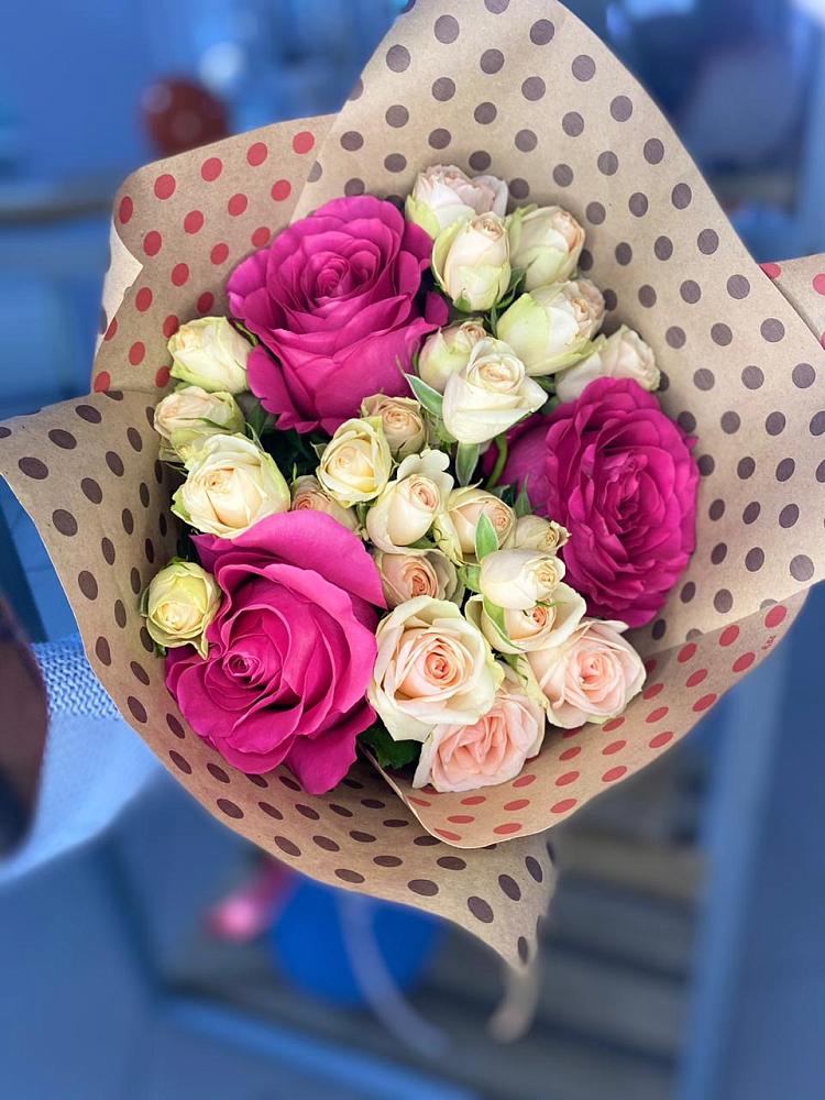 Букет цветов из: Розы в Рошале