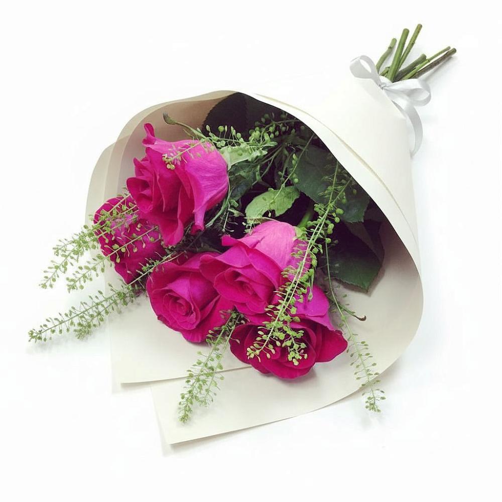 Букет цветов из: Розы в Рошале