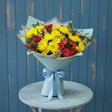 Букет цветов из:  Альстромерии и Хризантемы в Рошале